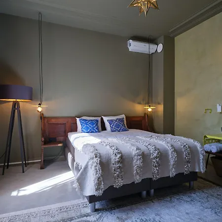 فندق Boutiquehotel The Church 3*