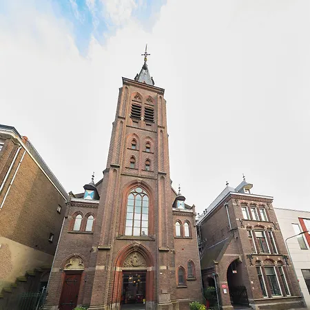 Boutiquehotel The Church Hotel 3*
